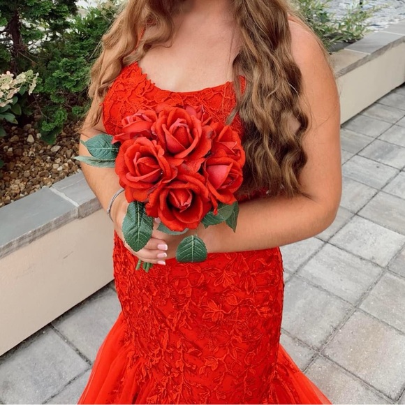 Sherri Hill Prom Dress - Picture 3 of 3